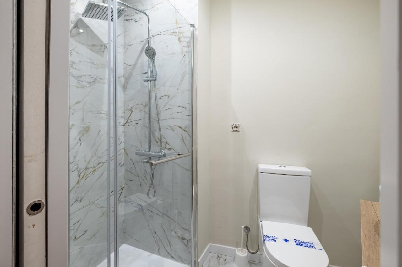 2 bedrooms 2 bathrooms furnished - Plaza de España - modern - MintyStay Madrid Exterior foto